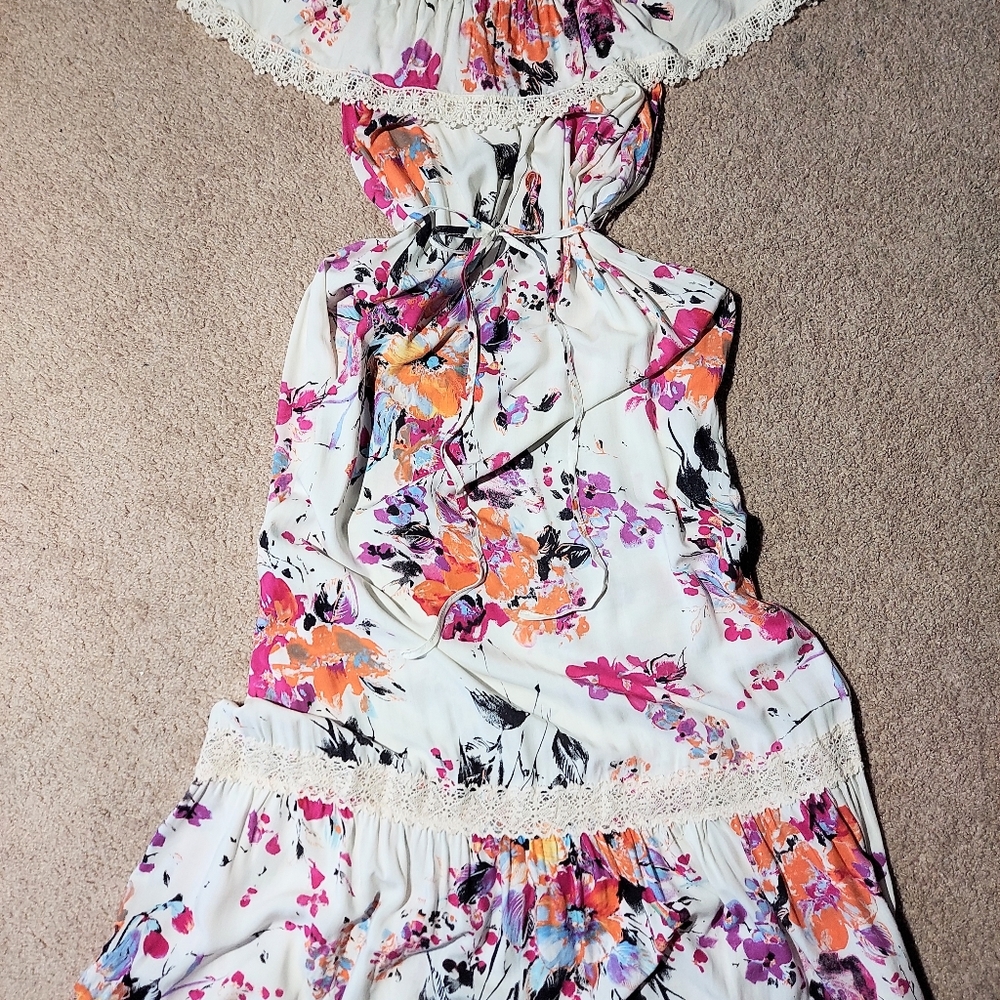 Off shoulder summer dress